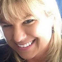 Aimee Stewart Photo 38