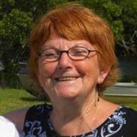 Julia Glass Photo 13