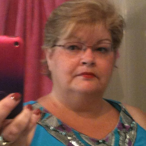 Kathleen Sanders Photo 28
