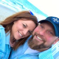 Holly Walsh Photo 14