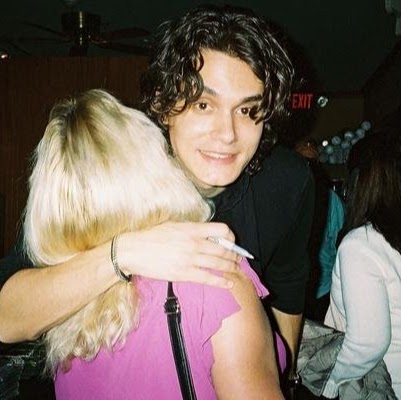 Stephanie Dean Photo 16