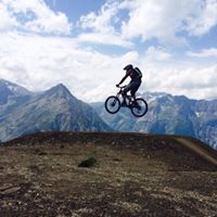 Richard Wynn Photo 25