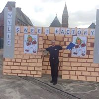 Stephen Wylie Photo 17