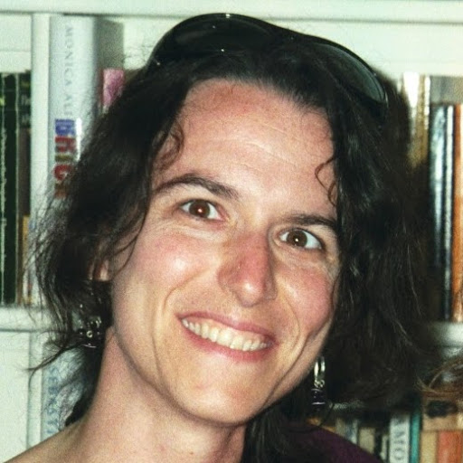 Rachel Gordon Photo 15