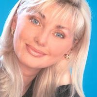 Julianne Cook Photo 12
