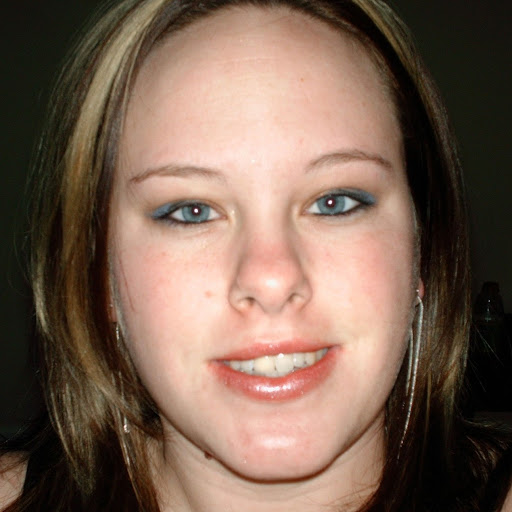 Angela Cline Photo 17