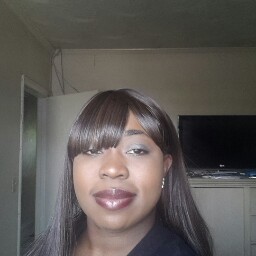 Regina Ferguson Photo 37