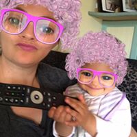 Sarah Hynes Photo 31