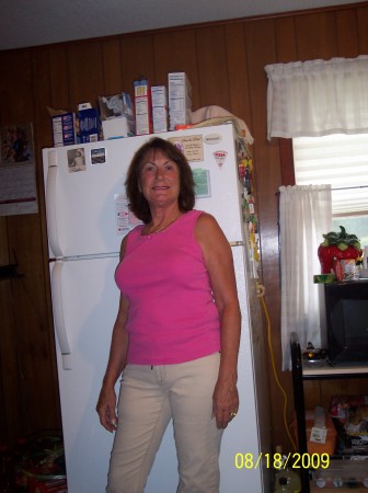 Christina Sanders Photo 37