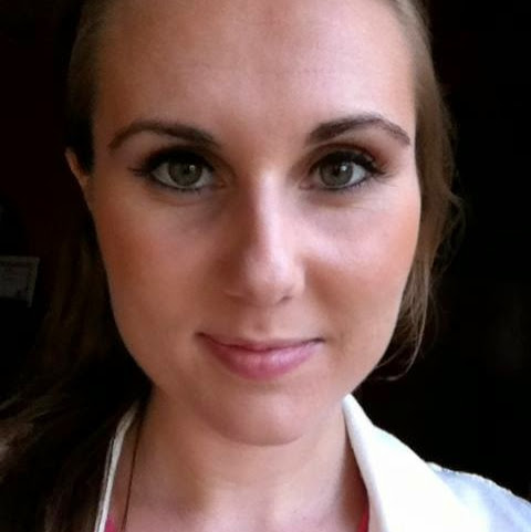 Elizabeth Pickett Photo 17