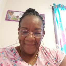 Michelle Sykes Photo 16