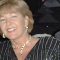 Robyn Robinson Photo 23