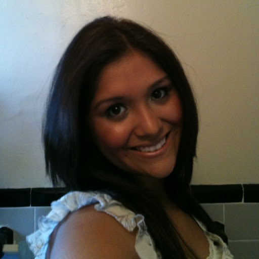 Angela Macias Photo 11