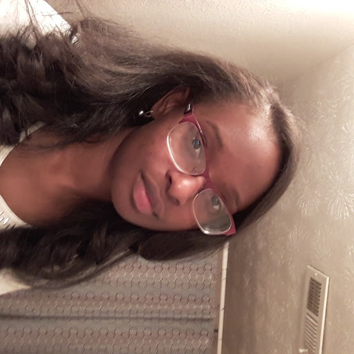 Erica Broadway Photo 8