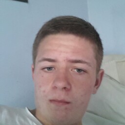 Charlie Robson Photo 6