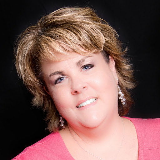 Nancy Guillen Photo 19