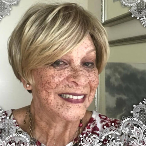 Andrea Harris Photo 52