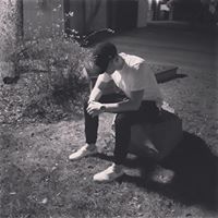 Kris Elliott Photo 40