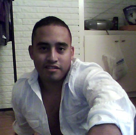 Elias Guzman Photo 19