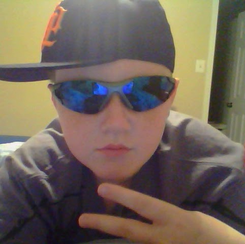 Tyler Roach Photo 31