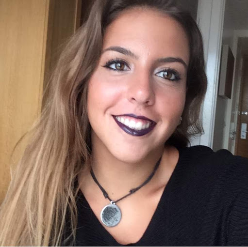 Angela Zamora Photo 14