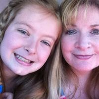 Carolyn Holland Photo 19