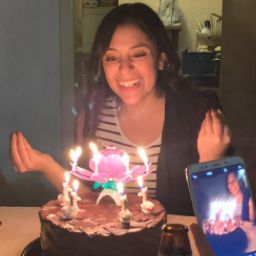 Sara Villanueva Photo 8