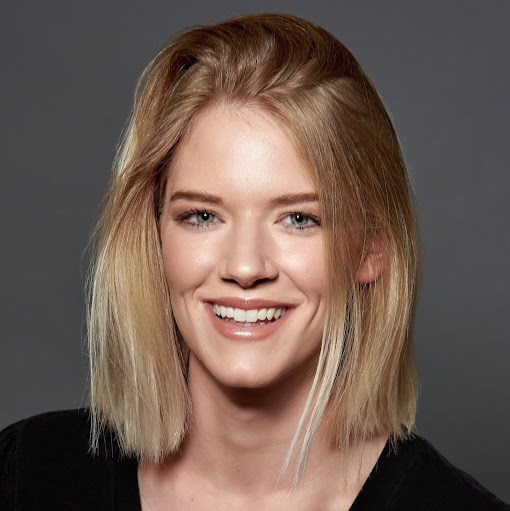 Amanda Potter Photo 35