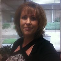 Robin Hahn Photo 16