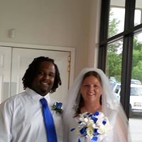 Angela Pritchett Photo 10