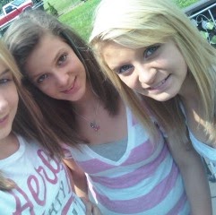 Shelby Sparks Photo 6