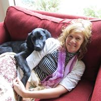 Liz Ritchie Photo 8