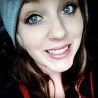 Caitlin Harvey Photo 24