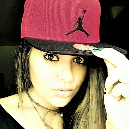 Michelle Galli Photo 12