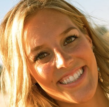 Elizabeth Brennan Photo 14