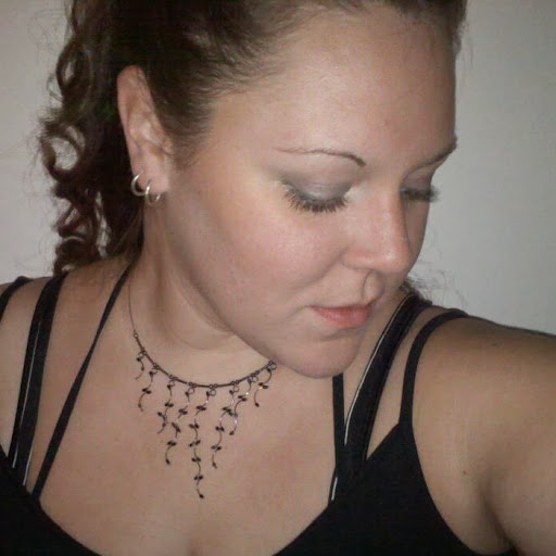 Allison Tucker Photo 10