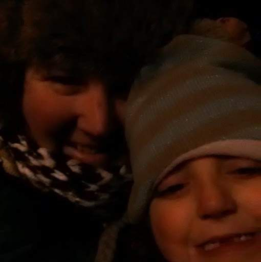 Robyn Riley Photo 29