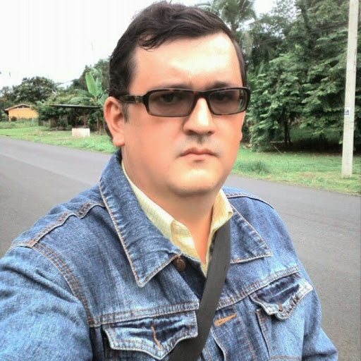 Eric Chavarria Photo 10