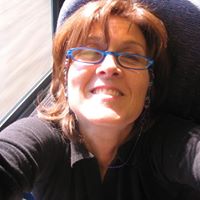Amy Vaughan Photo 31