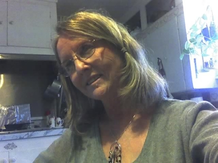Paula Adams Photo 30