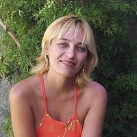 Deborah Oliveira Photo 21