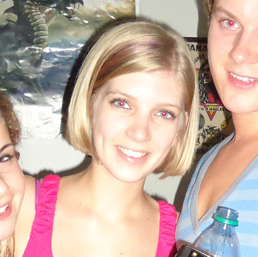 Kathryn Messenger Photo 1