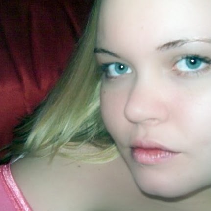 Courtney Ray Photo 24