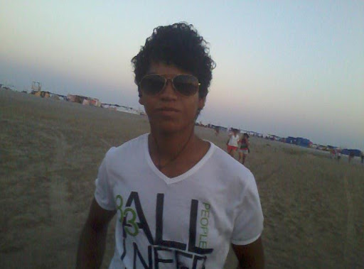 Martin Hernandez Photo 13