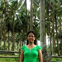 Elizabeth Pastor Photo 13