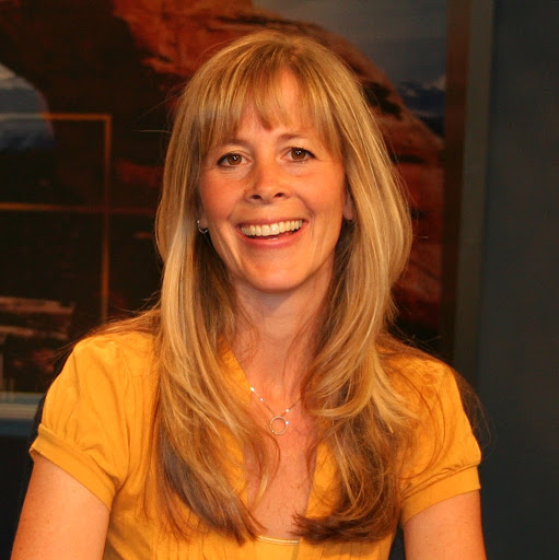 Marcie Lyons Photo 2