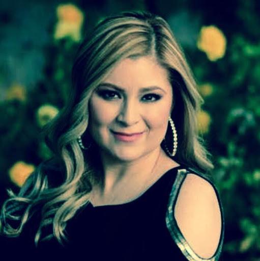 Norma Moreno Photo 23