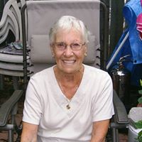 Ellen Knowles Photo 10