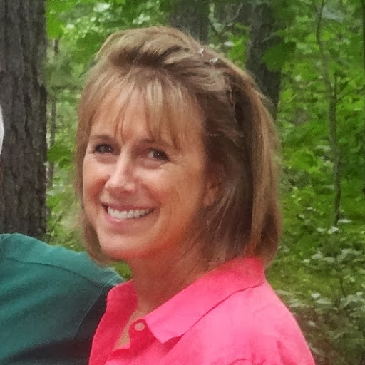 Elizabeth Schilling Photo 16