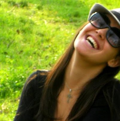 Laura Soares Photo 31